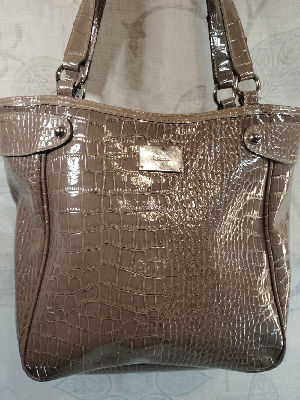 Liz&Co Patent Croc-Embossed Tote Bag in Taupe - Unbranded